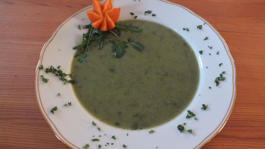 Kartoffel-Rucola-Suppe - Vegane Rezepte